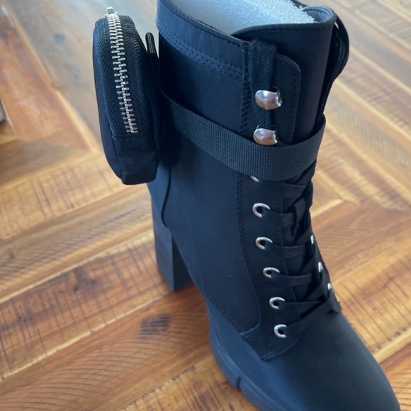 Steve Madden Herrick Combat Heel - Picture 2 of 6